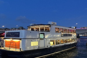 Sapphire of London Exterior