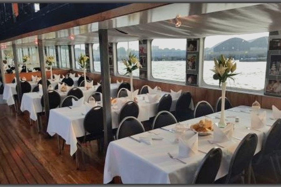 Seated meal - Jewel of London 