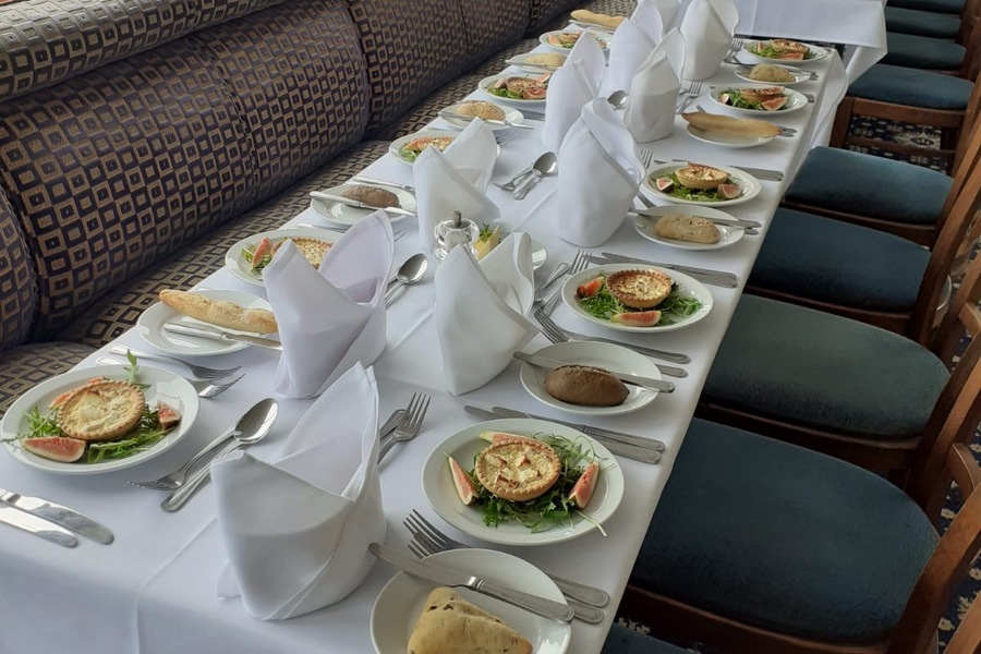 Golden Salamander Formal Dining 