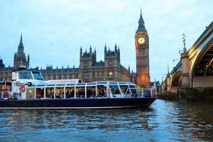 Golden Star Capacity 120, Seating 48 Golden Star Capacity 120, Seating 48